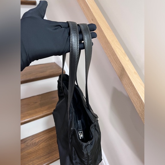 Vintage Prada tote bag - Picture 11 of 17